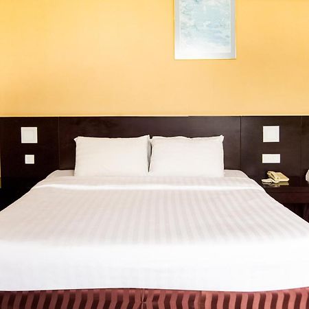 Oyo 89693 Perkasa Hotel Keningau Near Hospital Keningau Buitenkant foto