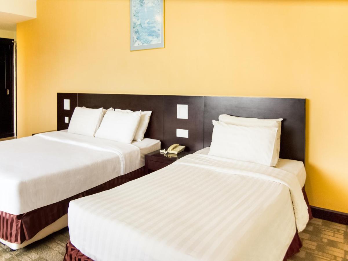 Oyo 89693 Perkasa Hotel Keningau Near Hospital Keningau Buitenkant foto