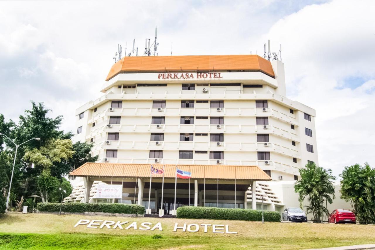 Oyo 89693 Perkasa Hotel Keningau Near Hospital Keningau Buitenkant foto