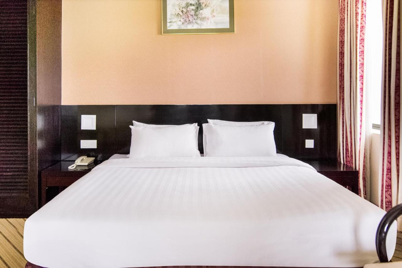 Oyo 89693 Perkasa Hotel Keningau Near Hospital Keningau Buitenkant foto